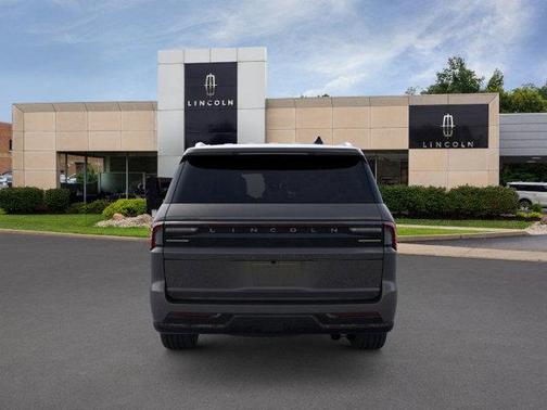 2025 Lincoln Navigator Black Label