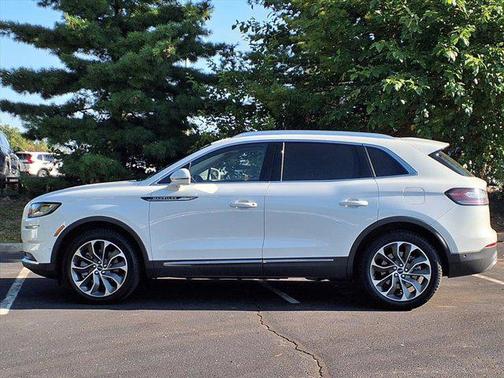2023 Lincoln Nautilus Reserve