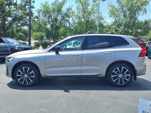 2025 Volvo XC60 B5 Plus