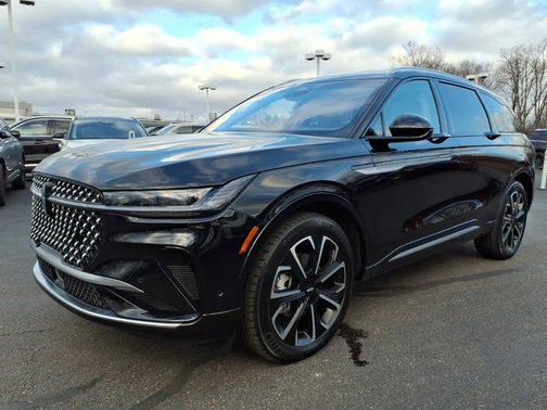 2024 Lincoln Nautilus Reserve