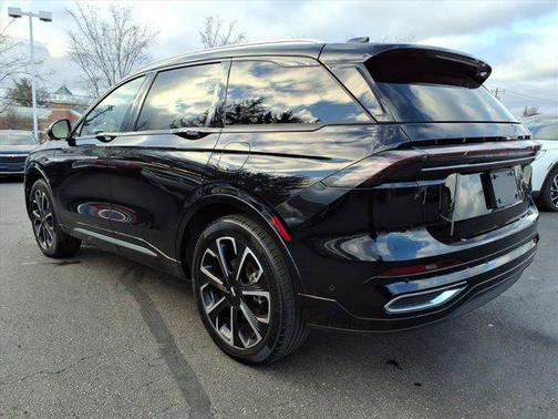 2024 Lincoln Nautilus Reserve