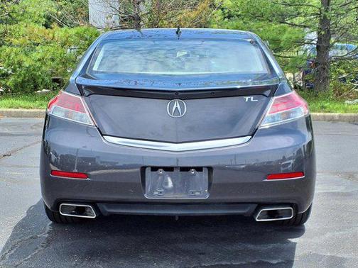 2013 Acura TL Technology