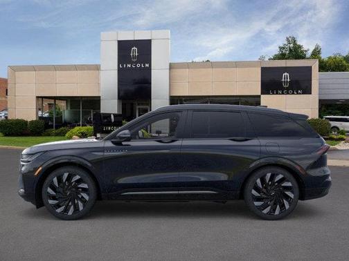 2025 Lincoln Nautilus Reserve