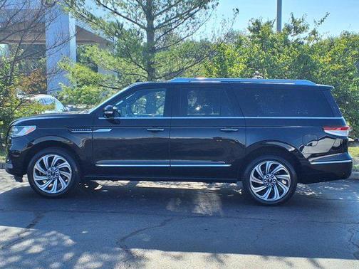 2022 Lincoln Navigator Reserve