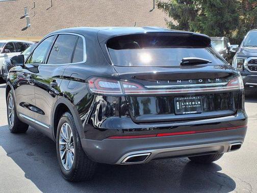 2022 Lincoln Nautilus Reserve