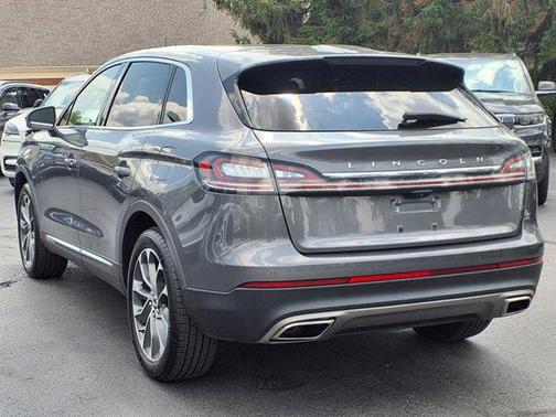 2022 Lincoln Nautilus Reserve
