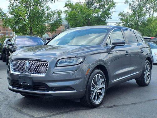 2022 Lincoln Nautilus Reserve