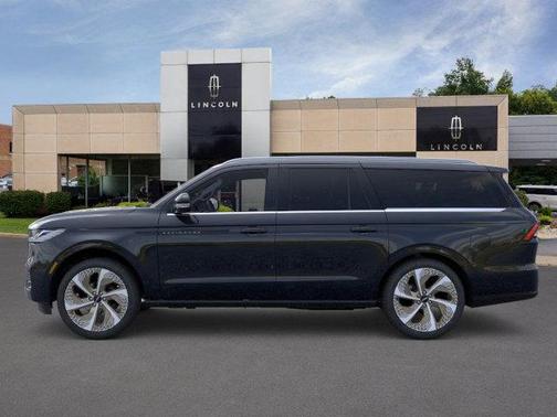 2025 Lincoln Navigator Black Label