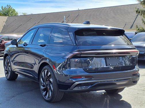 2024 Lincoln Nautilus Reserve