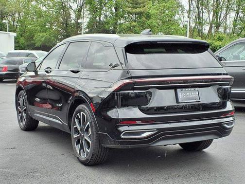 2024 Lincoln Nautilus Reserve