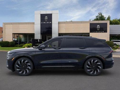 2025 Lincoln Nautilus Reserve
