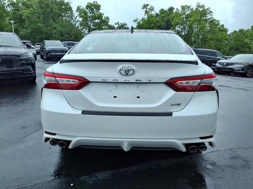 Wind Chill Pearl 2020 Toyota Camry XSE