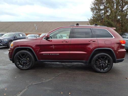 2017 Jeep Grand Cherokee Laredo