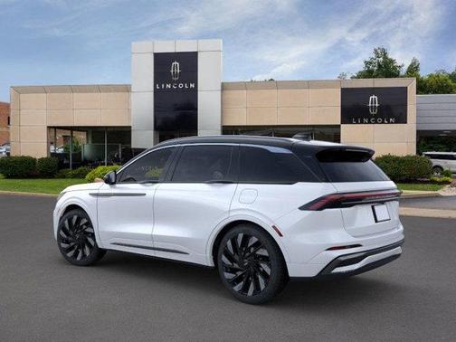 2025 Lincoln Nautilus Black Label