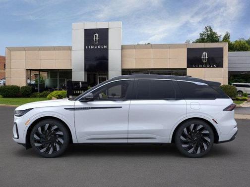 2025 Lincoln Nautilus Black Label