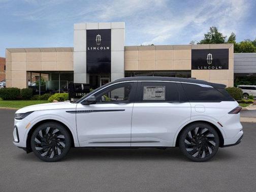 2025 Lincoln Nautilus Black Label
