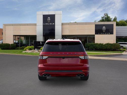 Red Carpet Metallic Tinted Clearcoat 2026 Lincoln Aviator Reserve AWD