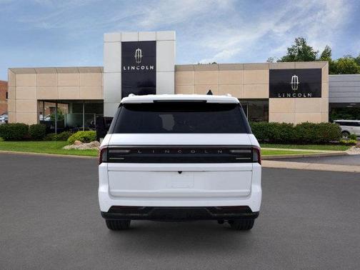 2025 Lincoln Navigator Black Label