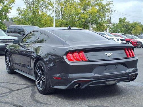 2022 Ford Mustang EcoBoost