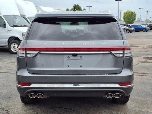 2023 Lincoln Aviator Standard AWD