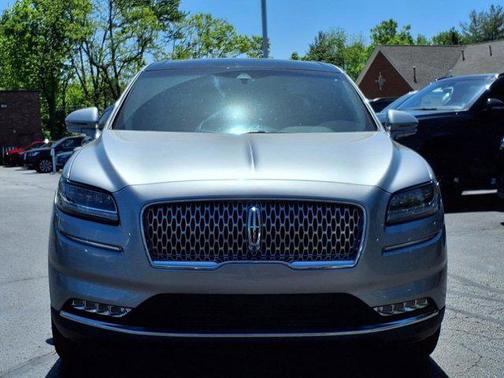 2022 Lincoln Nautilus Black Label