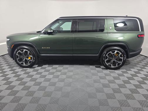Forest Green 2023 Rivian R1S Launch Edition