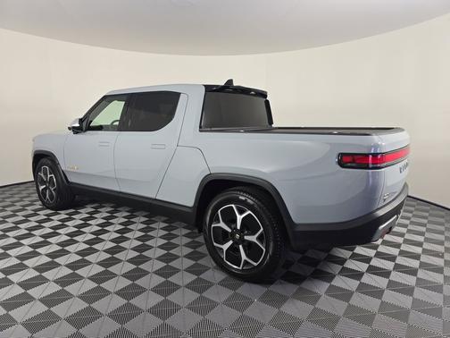2022 Rivian R1T Adventure