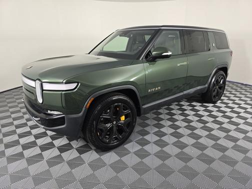 2023 Rivian R1S Adventure