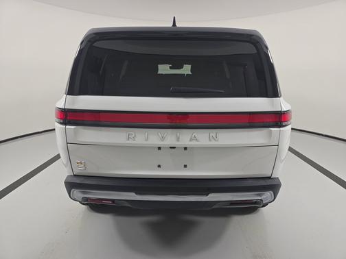 2022 Rivian R1S Launch Edition