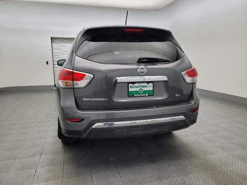 2016 Nissan Pathfinder SL