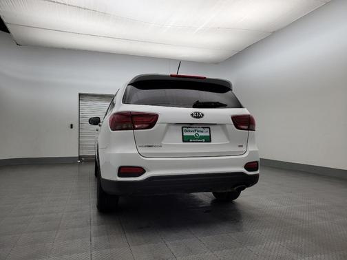 2020 Kia Sorento LX