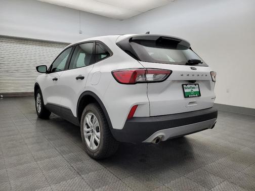 2022 Ford Escape S