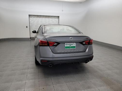 Gray 2024 Nissan Altima SR FWD