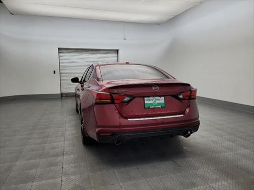 2023 Nissan Altima SR FWD