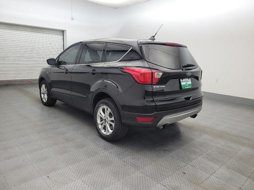 Agate Black Metallic 2019 Ford Escape SE