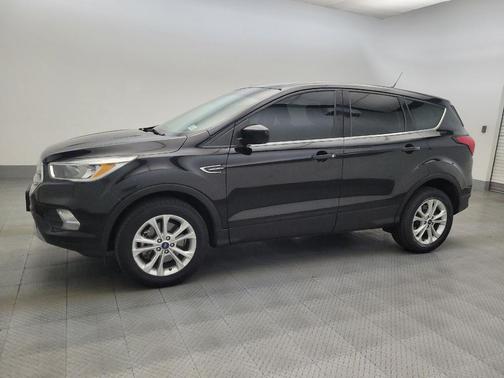 Agate Black Metallic 2019 Ford Escape SE
