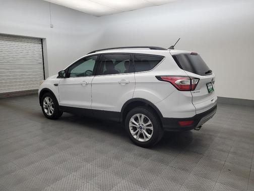 White 2018 Ford Escape SE