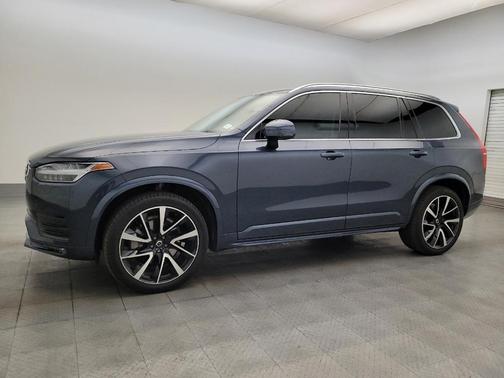 2020 Volvo XC90 T6 Momentum