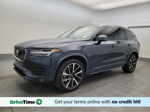2020 Volvo XC90 T6 Momentum