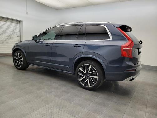 2020 Volvo XC90 T6 Momentum