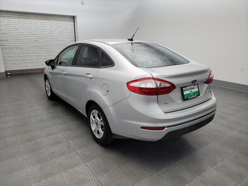 2016 Ford Fiesta SE