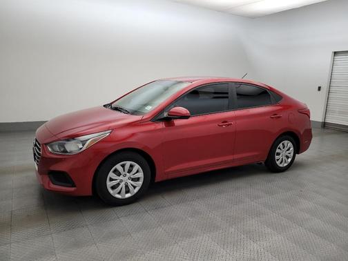 Pomegranate Red 2021 Hyundai Accent SE