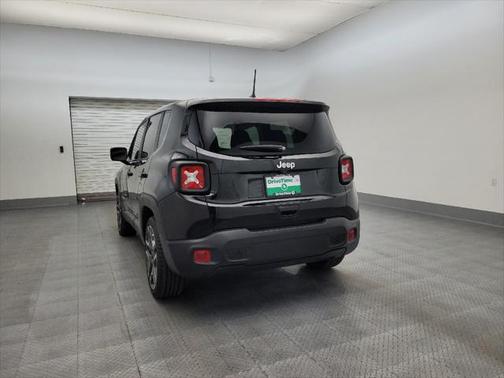 2020 Jeep Renegade Jeepster FWD