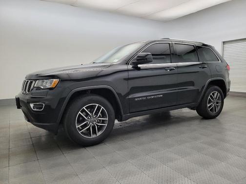 2019 Jeep Grand Cherokee Laredo