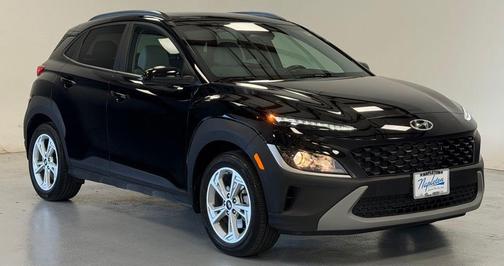 Abyss Black Pearl 2023 Hyundai KONA SEL