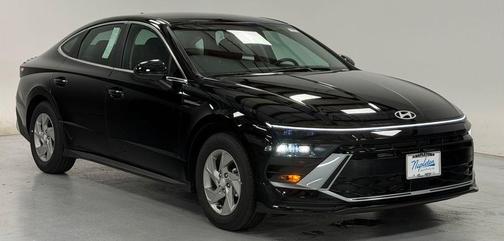 Black 2026 Hyundai SONATA SE