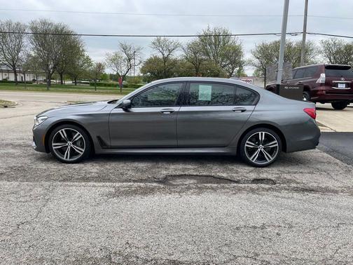 2019 BMW 750 i xDrive