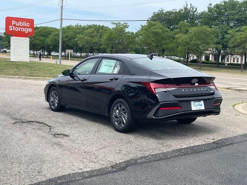 2025 Hyundai ELANTRA HEV Blue