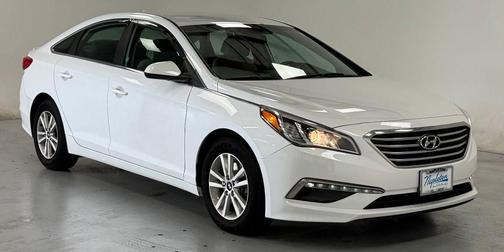 Quartz White Pearl 2015 Hyundai SONATA SE