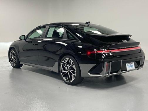 2023 Hyundai IONIQ 6 SEL